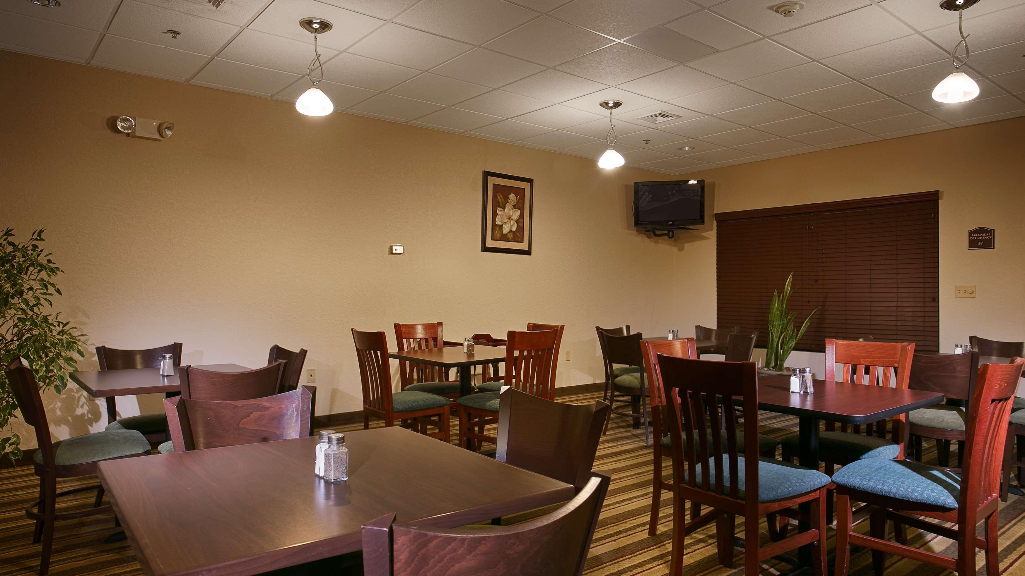 Best Western Plus Springfield Airport Inn Exteriér fotografie