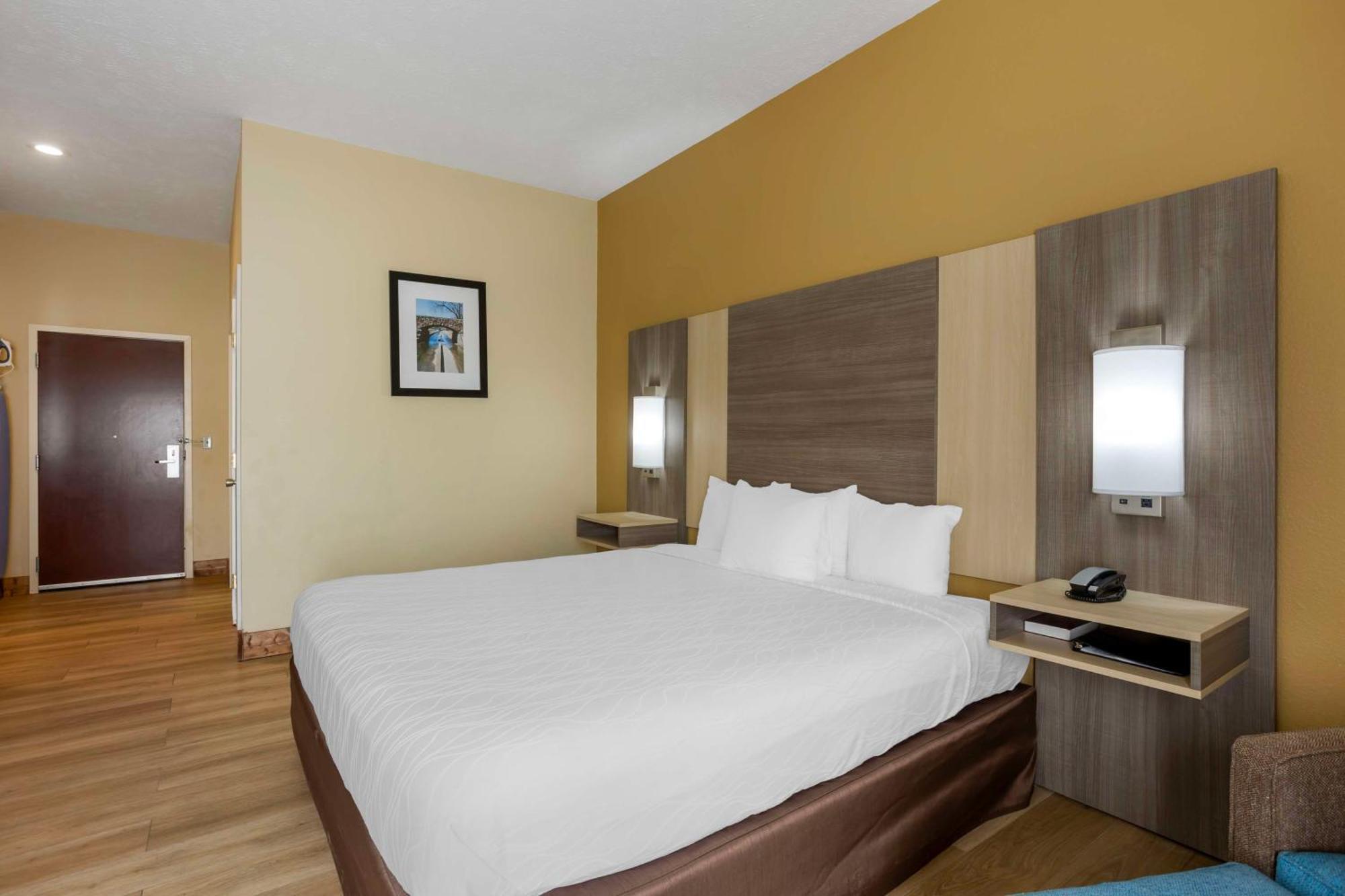 Best Western Plus Springfield Airport Inn Exteriér fotografie