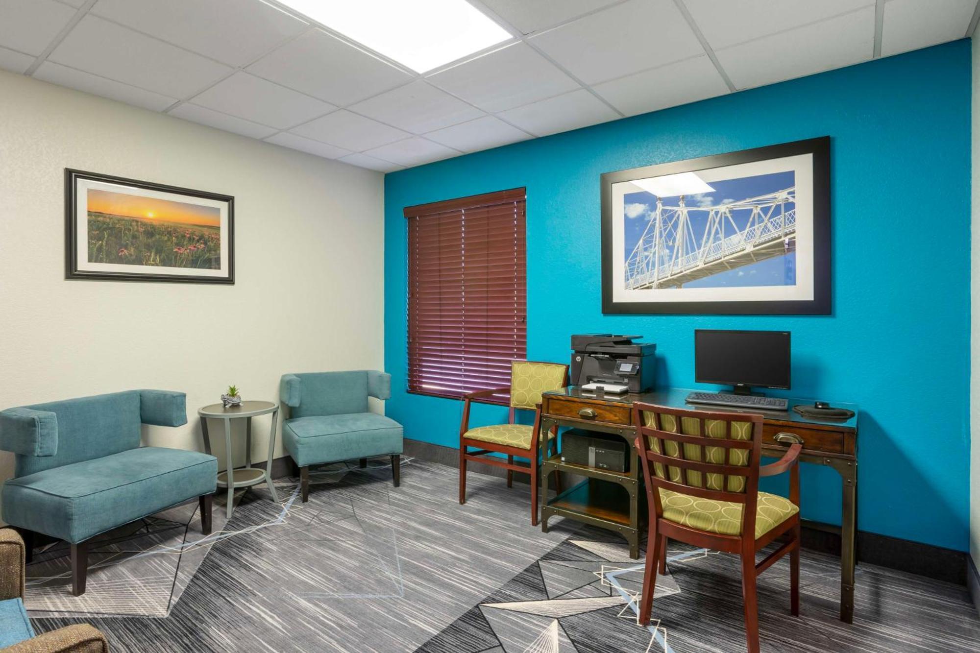 Best Western Plus Springfield Airport Inn Exteriér fotografie